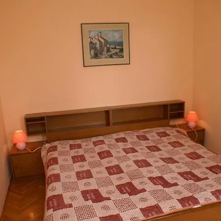 4075a * Mandre